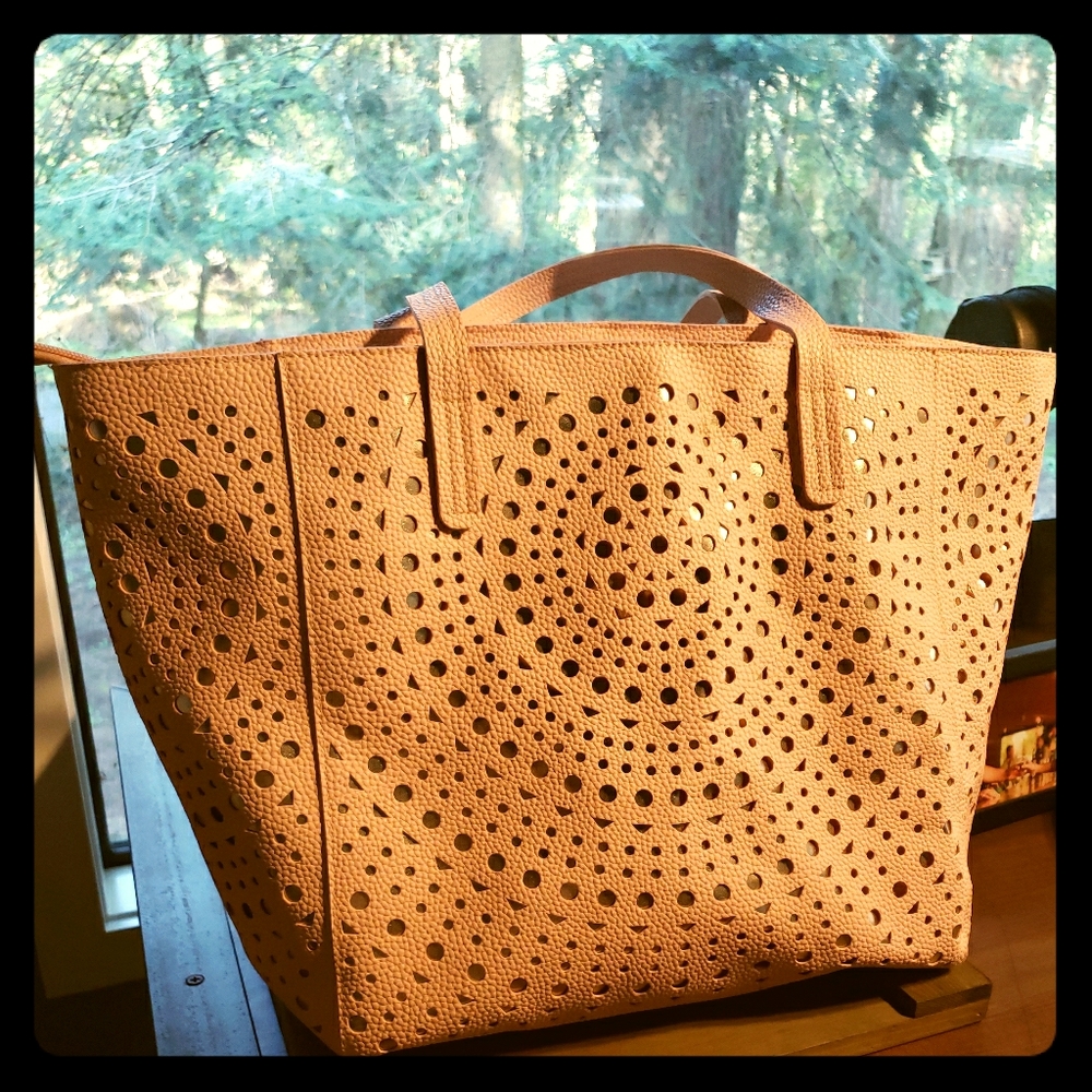 Blush tote